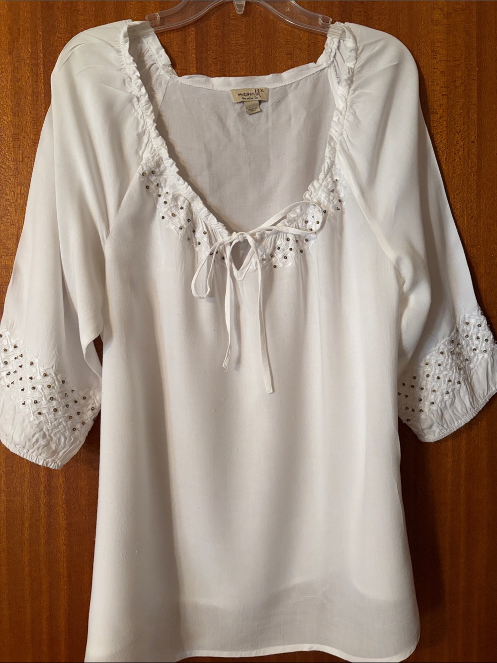 ONE WORLD White Lightweight Women’s Blouse